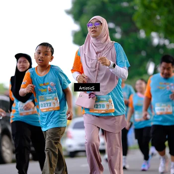 Runner Photo 8248118