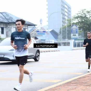Runner Photo 8248155