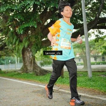 Runner Photo 8248275