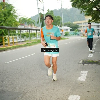 Runner Photo 8248316