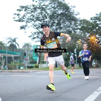 Runner Photo 8248321