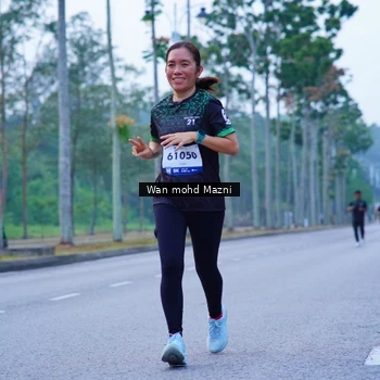 Runner Photo 8248344
