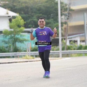 Runner Photo 8248351