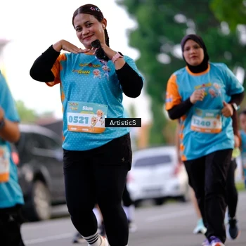 Runner Photo 8248352