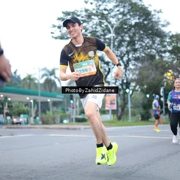 Runner Photo 8248422