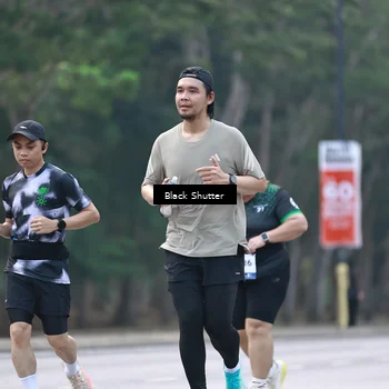 Runner Photo 8248458