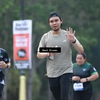 Runner Photo 8248475
