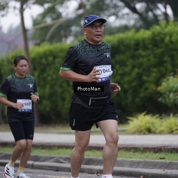 Runner Photo 8248663