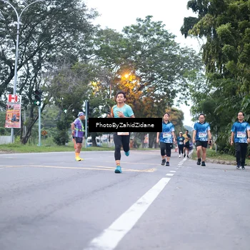 Runner Photo 8248713