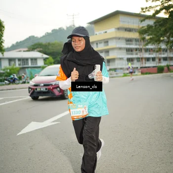 Runner Photo 8248755