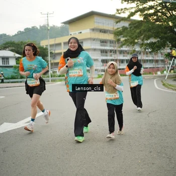Runner Photo 8248833