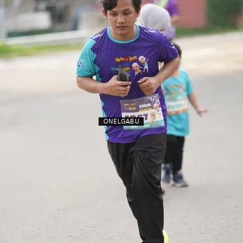 Runner Photo 8248871