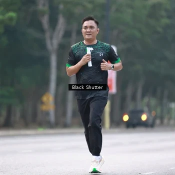 Runner Photo 8248903