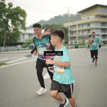 Runner Photo 8248907