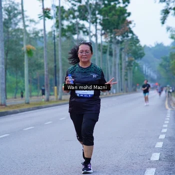 Runner Photo 8248913