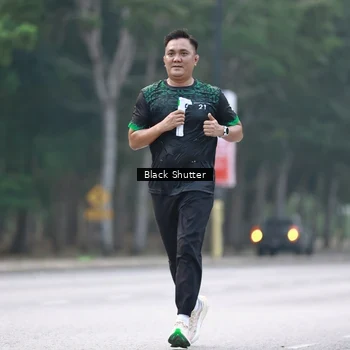 Runner Photo 8248924