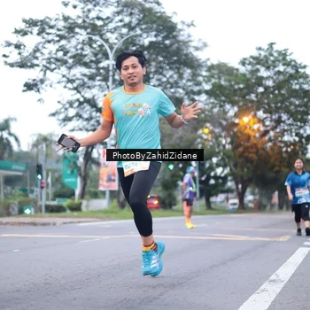 Runner Photo 8248933