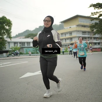Runner Photo 8248991