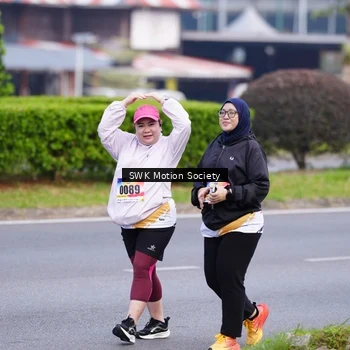 Runner Photo 8249074