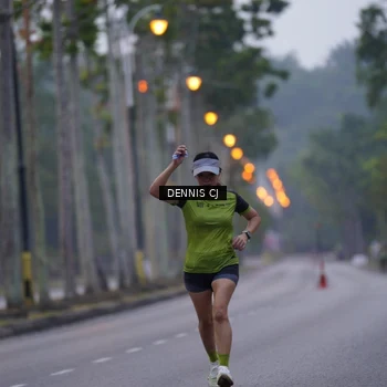 Runner Photo 8249102