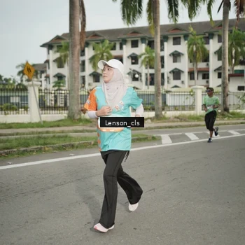 Runner Photo 8249120