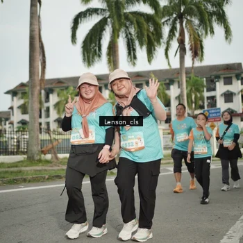Runner Photo 8249173
