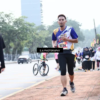 Runner Photo 8249229