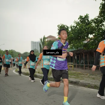 Runner Photo 8249304