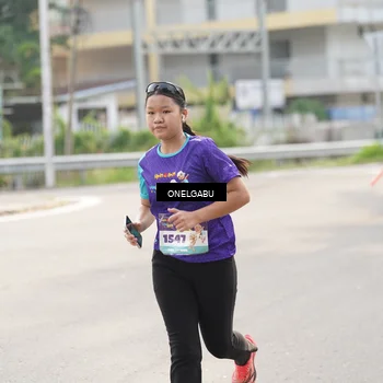 Runner Photo 8249313