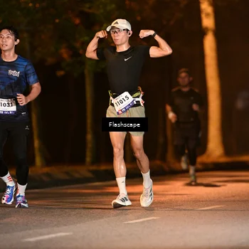 Runner Photo 8249341