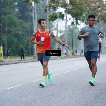 Runner Photo 8249367