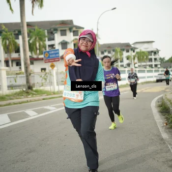 Runner Photo 8249463