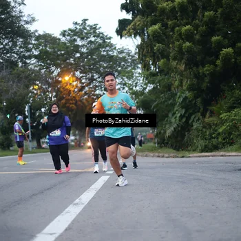 Runner Photo 8249474