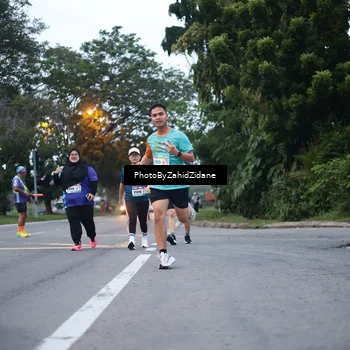 Runner Photo 8249476