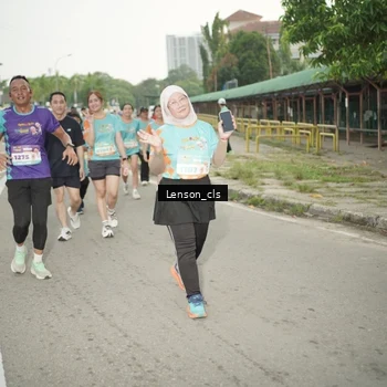 Runner Photo 8249605