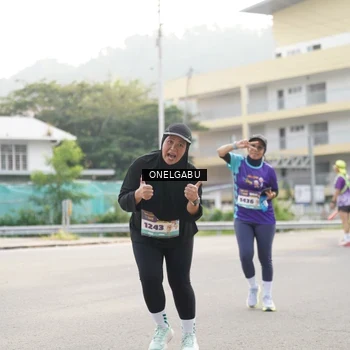 Runner Photo 8249612