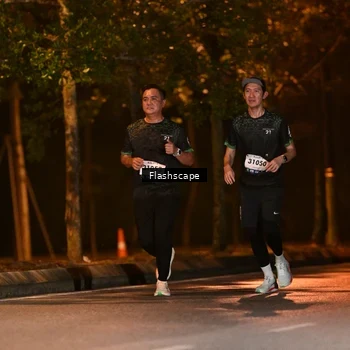 Runner Photo 8249616