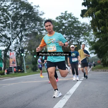 Runner Photo 8249650