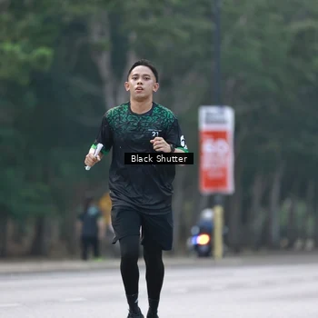 Runner Photo 8249659