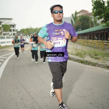 Runner Photo 8249672