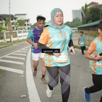 Runner Photo 8249688