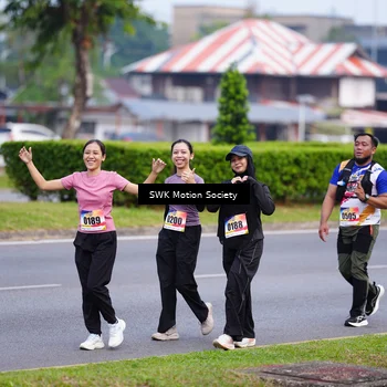Runner Photo 8249704