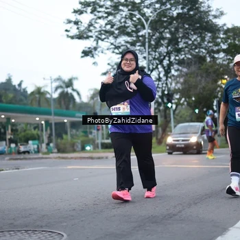 Runner Photo 8249736