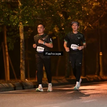 Runner Photo 8249770