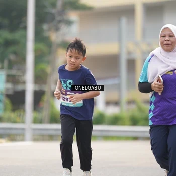 Runner Photo 8249771