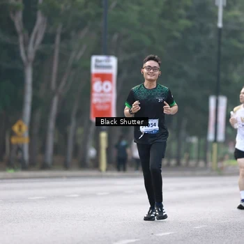 Runner Photo 8249788