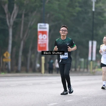 Runner Photo 8249795