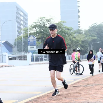 Runner Photo 8249811