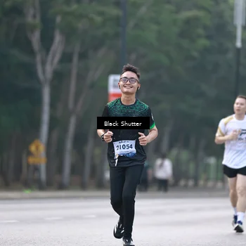 Runner Photo 8249885