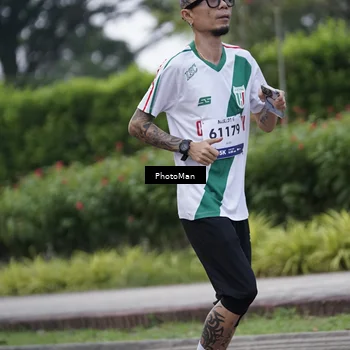 Runner Photo 8249892